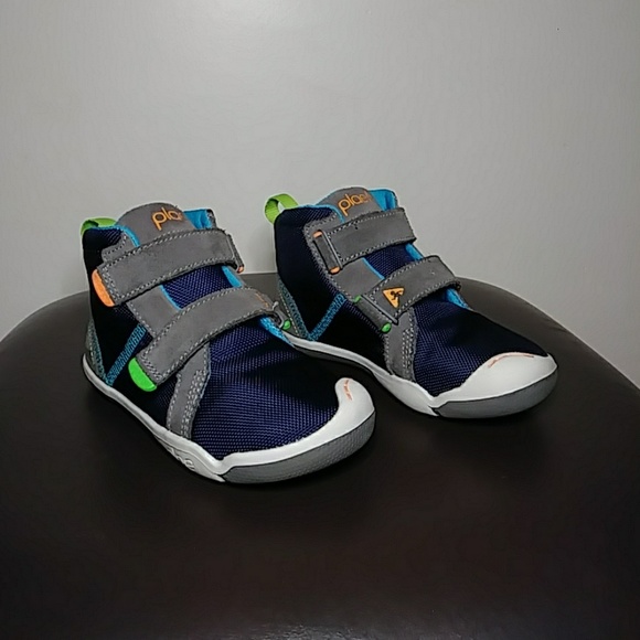 plae shoes boys